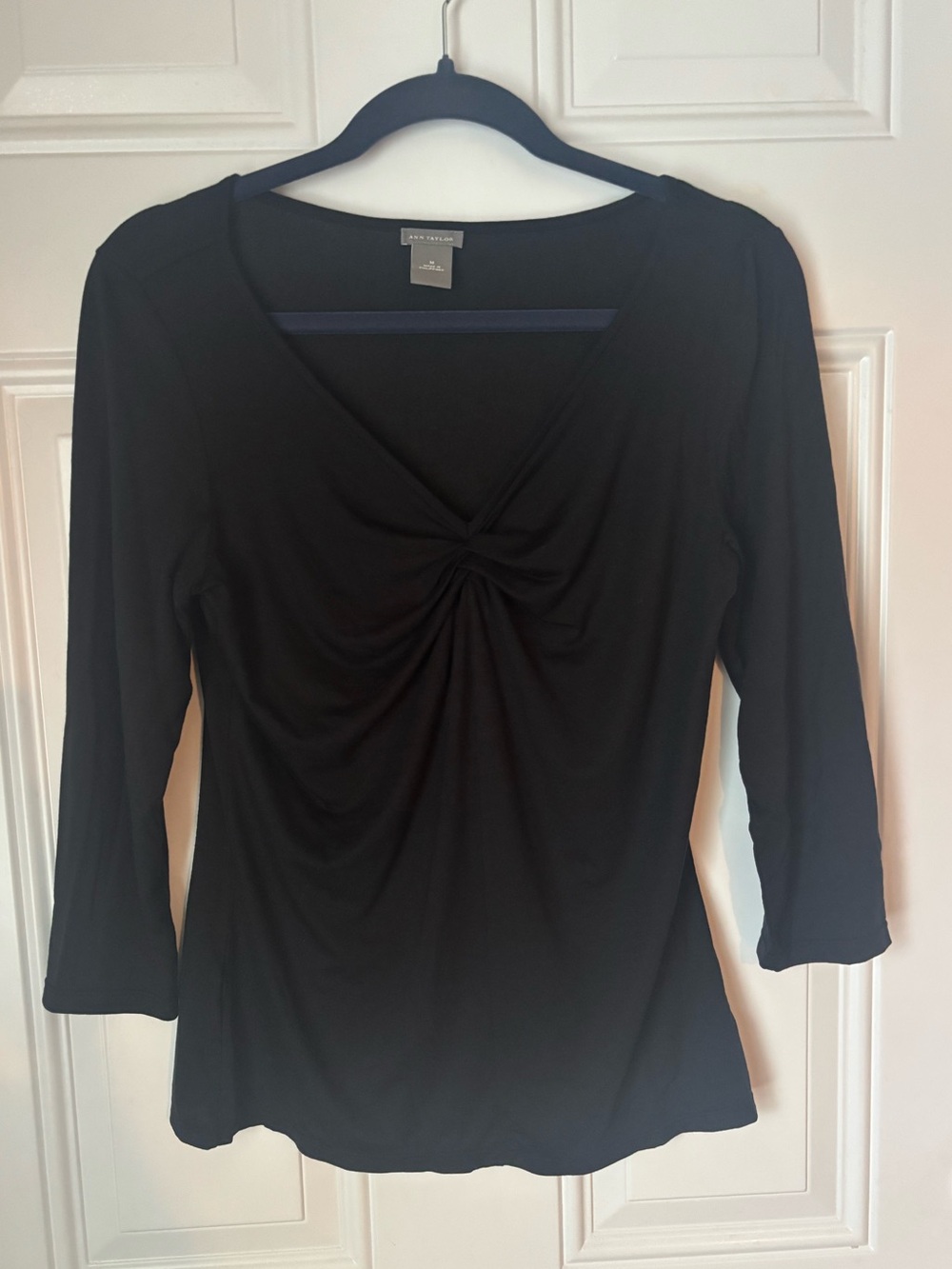 Ann Taylor Black Long-Sleeve Twist-Front V-Neck Top